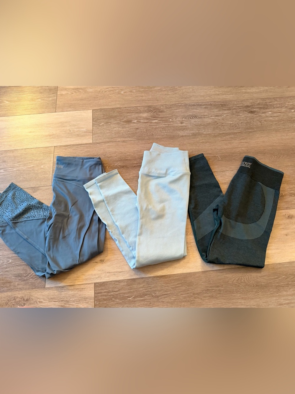 VS PINK Leggings Bundle - Size Medium